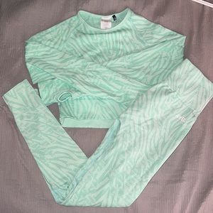 TEAL 2 PIECE WORKOUT SET